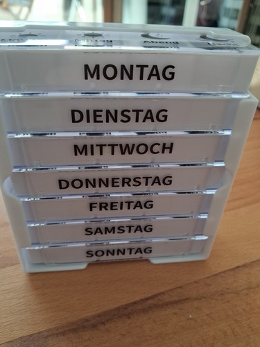 Tablettenbox tage fächer - 4,